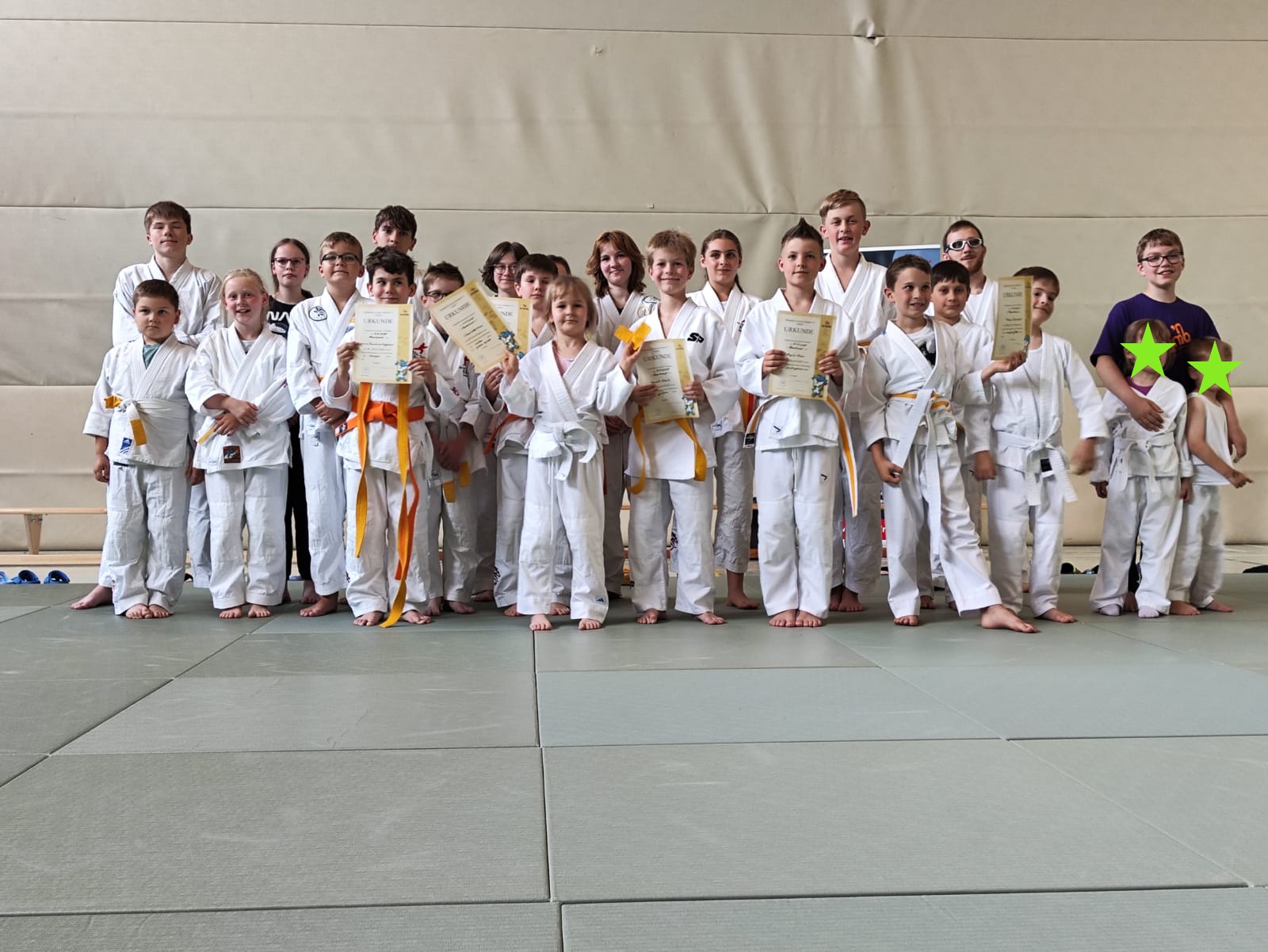letztes-montagstraining-vor-der-sommerpause-training-pruefungen-und-eis-satt-